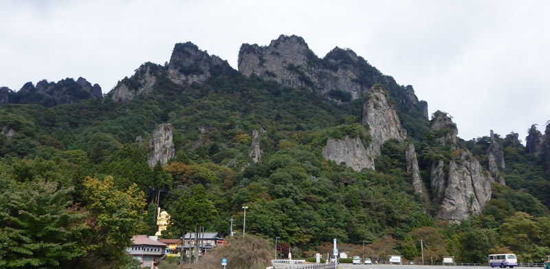 妙義山